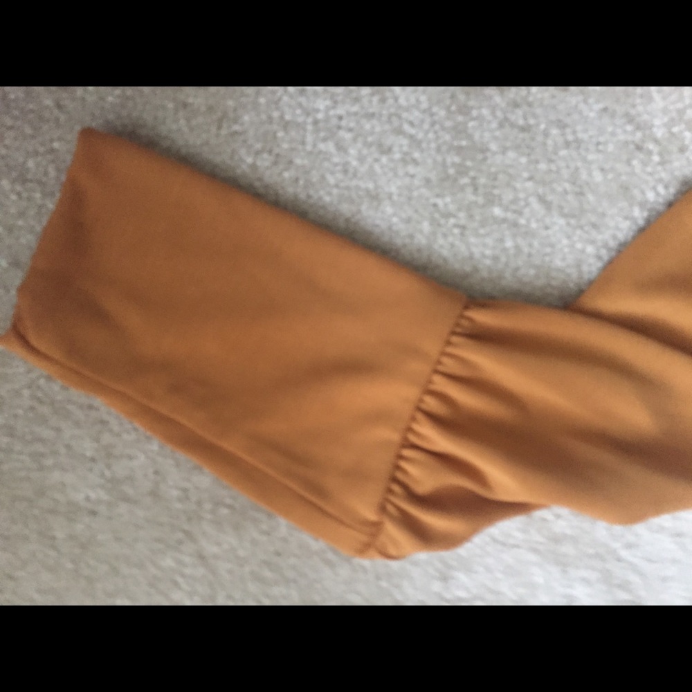 CLASSIC WRAP STYLE TOP - Picture 9 of 10